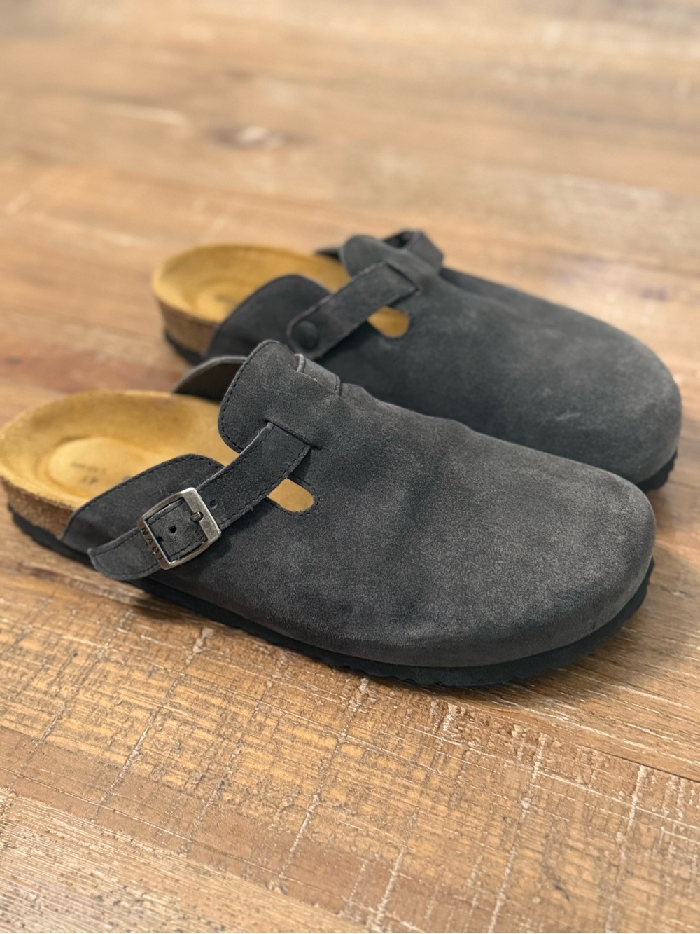 Naot Memphis gray Suede Buckle Clogs